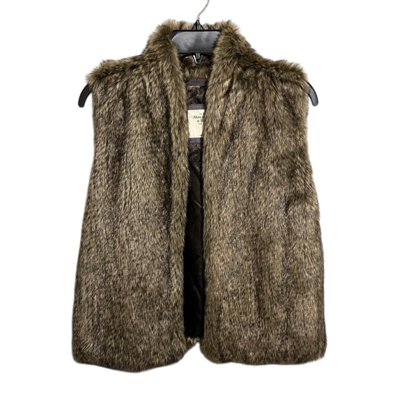 Abercrombie & Fitch Jackets & Blazers - Abercrombie & Fitch Women's Sz L Faux Fur Brown and Tan Vest Lined